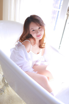 调教我的妺妺H伦浴室R电影